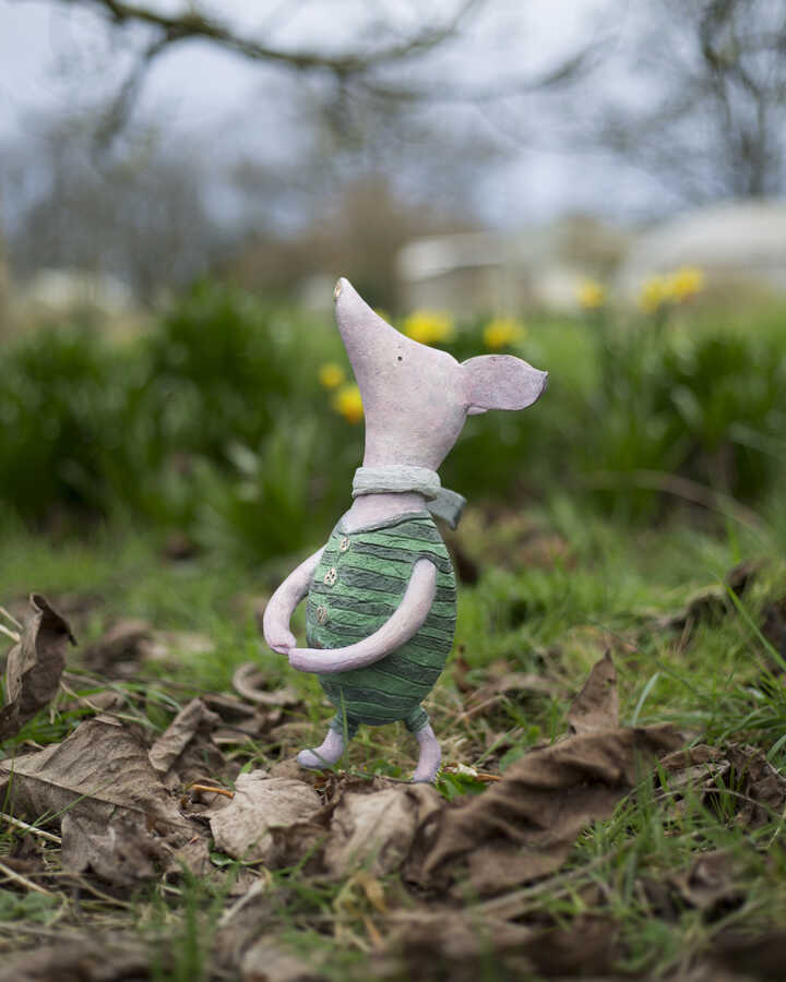 Piglet garden sculpture