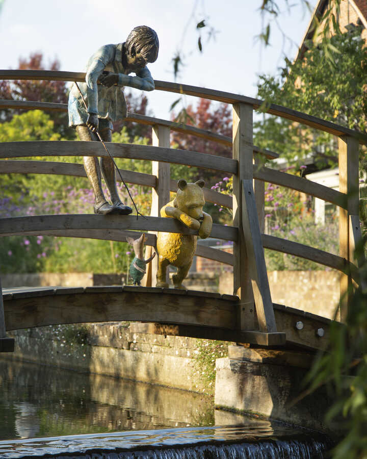 crow and the pitcher water feature from aesop's fables