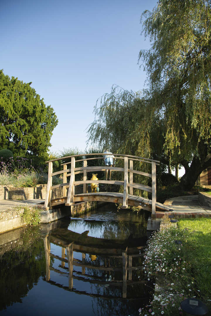 poohsticks bridge water feature