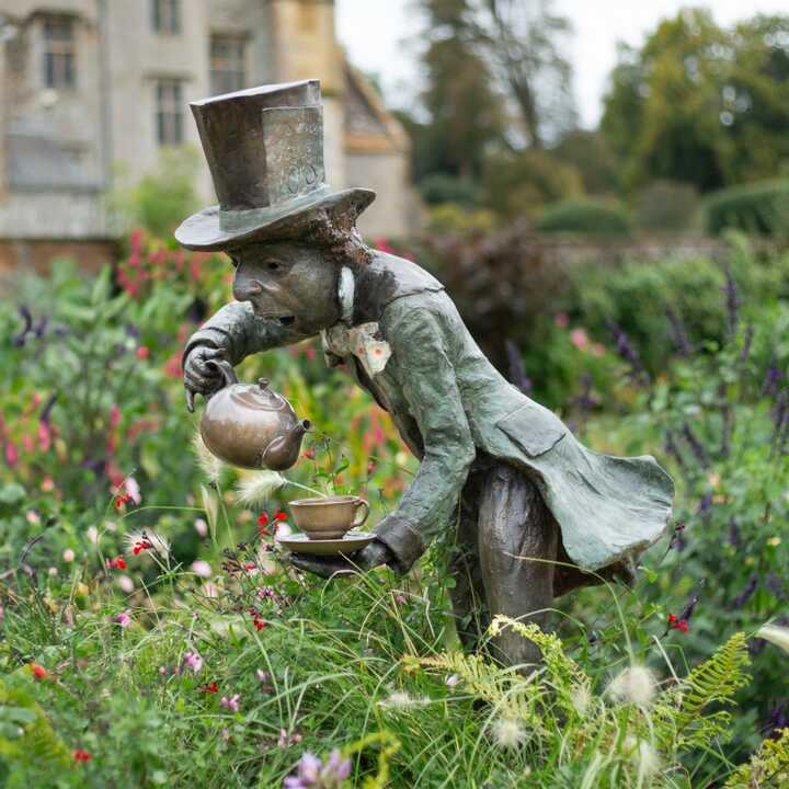 The Mad Hatter (large) - Bronze Water Feature