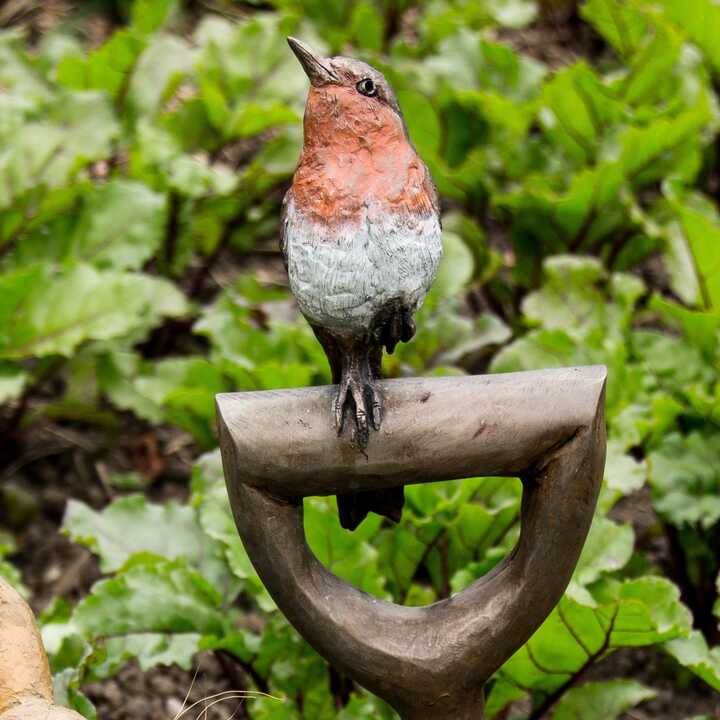 Robin &amp; Hot Cast Dibber - Bronze Garden Sculpture